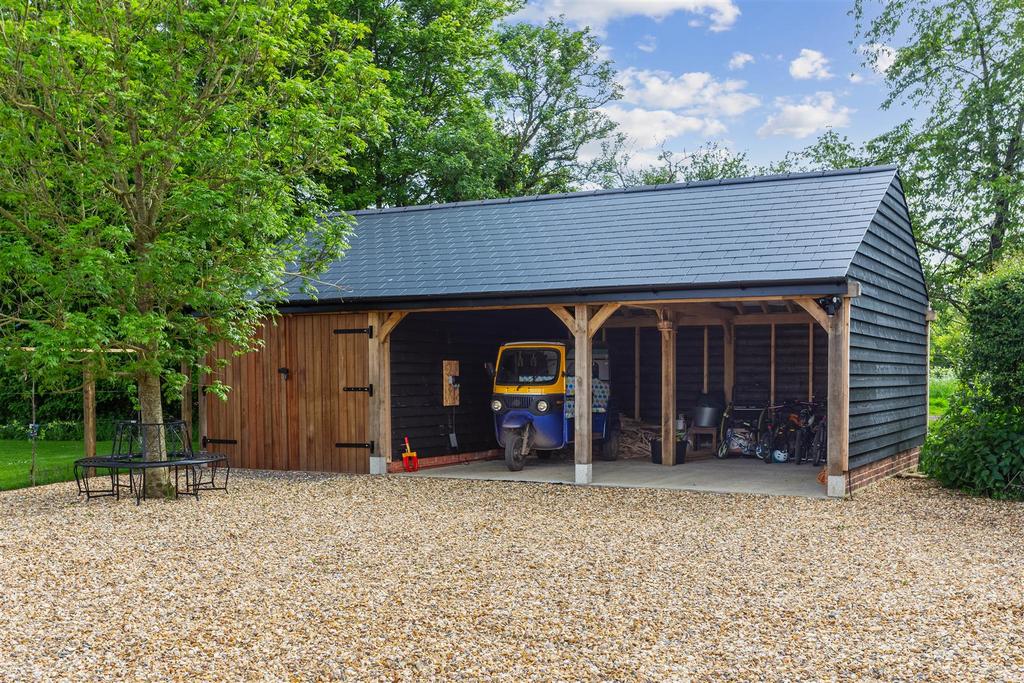 X-70456 Barnfield-House 35.jpg