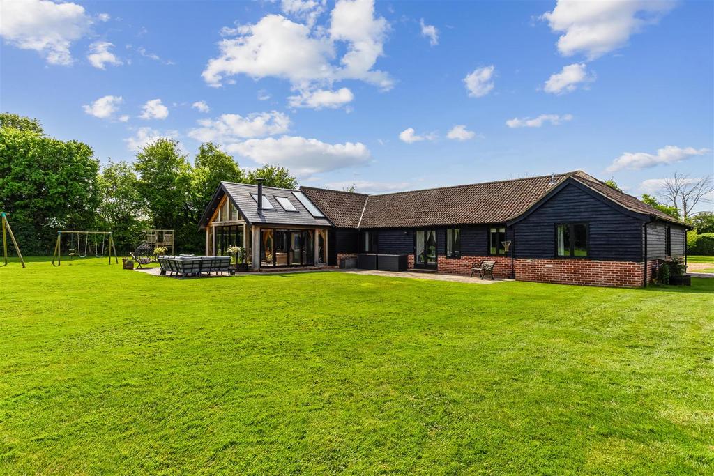 X-70456 Barnfield-House 33.jpg