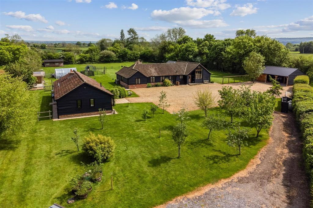 X-70456 Barnfield-House 25.jpg