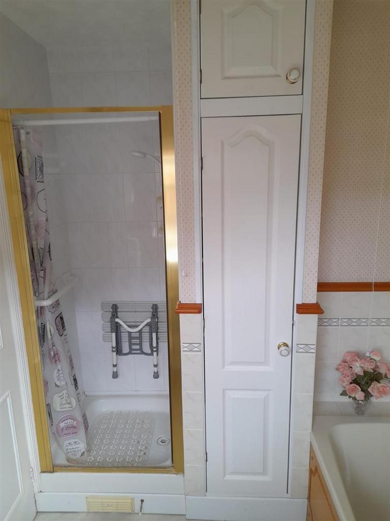 Shower.jpg