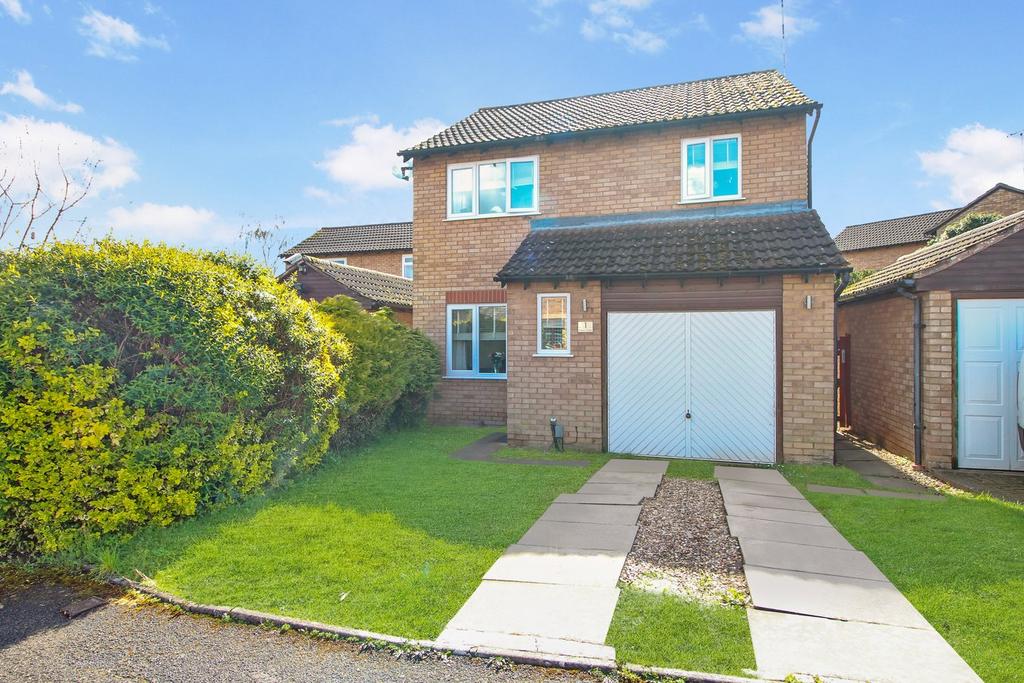 Wilson Close, Bilton, Rugby, CV22 3 bed detached house - £290,000