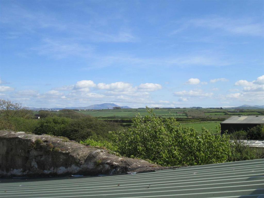 Grove Cottage ext 1.jpg