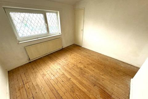 3 bedroom terraced house for sale, Granby Close, Corby NN18
