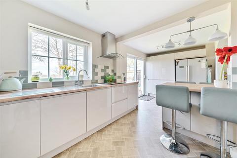 26 Barton Meadow Road, High Bickington, Umberleigh, EX37 9AN