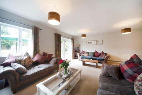 4 bedroom detached house for sale, Station Road, Kirby Muxloe, Leicestershire