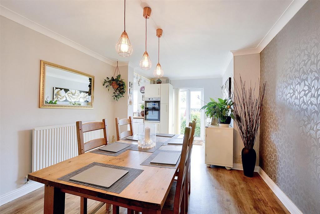 Dining Room 2.jpeg