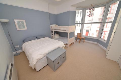 2 bedroom flat for sale, Victoria Street, Tenby