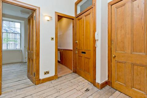 Flat B, 71 King Street, Crieff, PH7 3HB