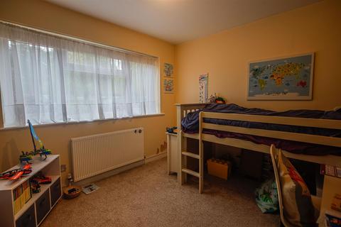 2 bedroom flat to rent, Duffryn Close, Cardiff CF23