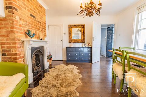 2 bedroom semi-detached house for sale, Hadleigh Road, Frinton-On-Sea