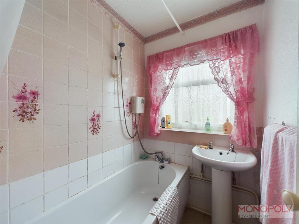CAM01979 G0-PR0212-STILL012.jpg