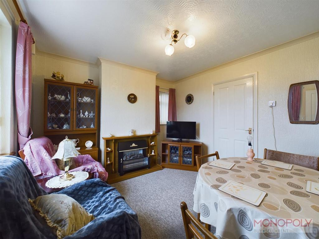 CAM01979 G0-PR0212-STILL005.jpg