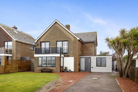 4 bedroom detached house for sale, Marine Crescent, Goring-By-Sea