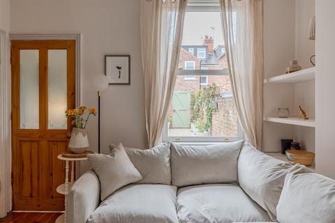 2 bedroom terraced house for sale, Farndale Street, York, YO10 4BP