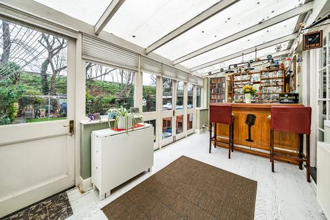 41 Lloyds Way, Beckenham, BR3 3QT