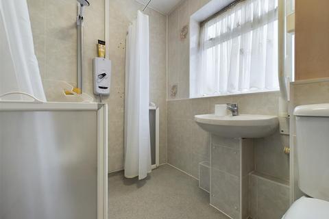 23 Buckmans Road, Crawley, RH11 7DS