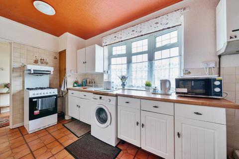 157 Eynsham Drive, London, SE2 9PU