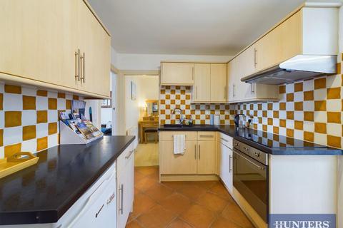 2 bedroom apartment for sale, The Beach, Filey