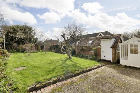 3 bedroom semi-detached house for sale, Stumble Hill, Shipbourne TN11