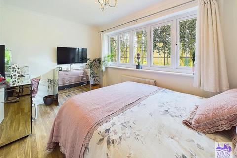 31 Badger Road, Chatham, ME5 8TY