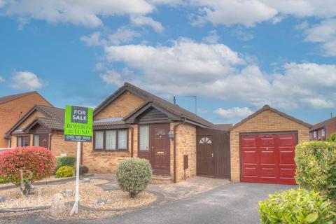 2 bedroom detached bungalow for sale, Collington Way, West Bridgford, Nottingham