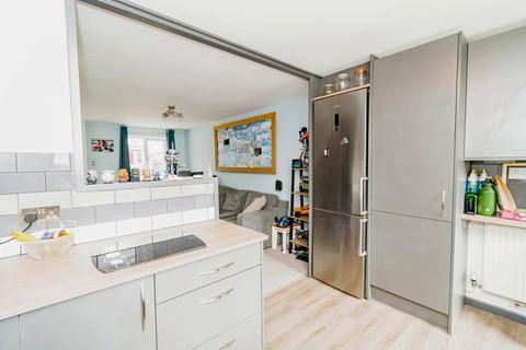 12 Avens Close, Horton Heath, Eastleigh, SO50 7PW