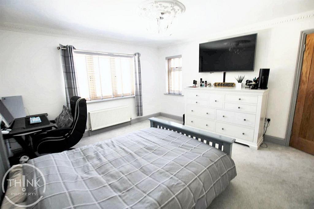 2 SUev Mp8g UCWG79u IDb TTQ.jpg