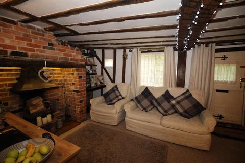 2 bedroom semi-detached house for sale, Queen Street, Coggeshall