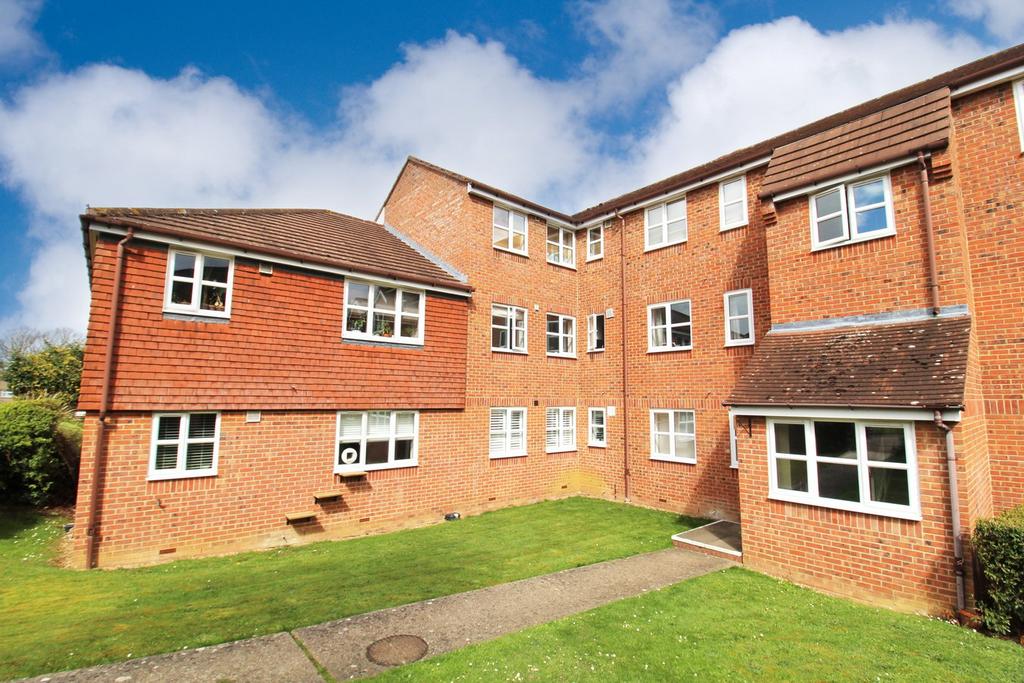 Marmet Avenue, Letchworth Garden City, SG6 1 bed apartment for sale £