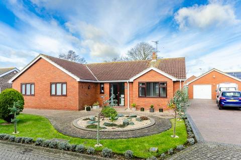 4 bedroom detached bungalow for sale, South Park, Roos