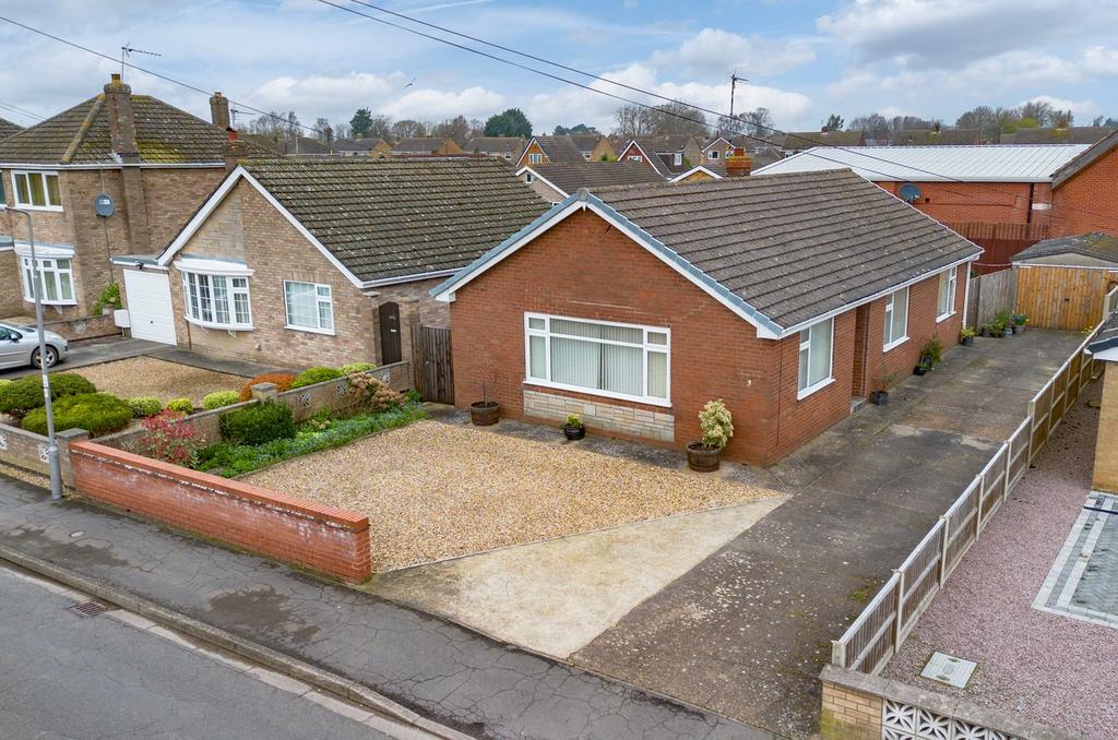 Hessle Avenue, Boston, PE21 2 bed detached bungalow for sale £199,950