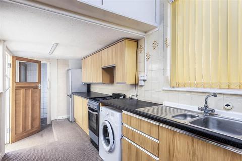 107 Hull Road, Withernsea, HU19 2EE