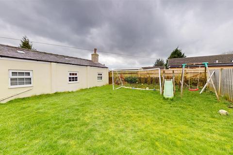 3 bedroom semi-detached house for sale, Victoria Road, Wibsey, Bradford