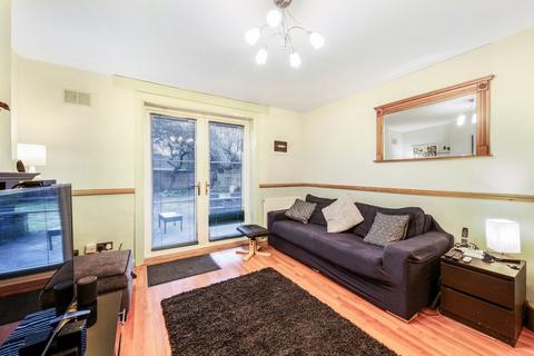 3 bedroom terraced house for sale, Coteford Close, Pinner HA5
