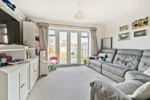 2 bedroom end of terrace house for sale, Brook Close, Nutbourne, PO18