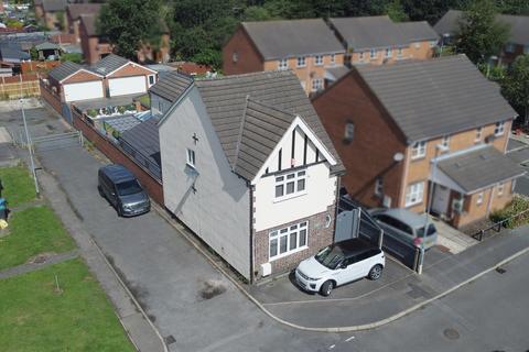 4 bedroom detached house for sale, Bakewell Street, Coalville LE67