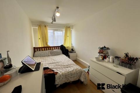 3 bedroom apartment to rent, SE1