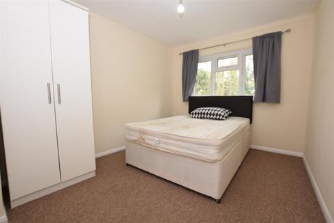 1 bedroom maisonette to rent, Copwood Close, London
