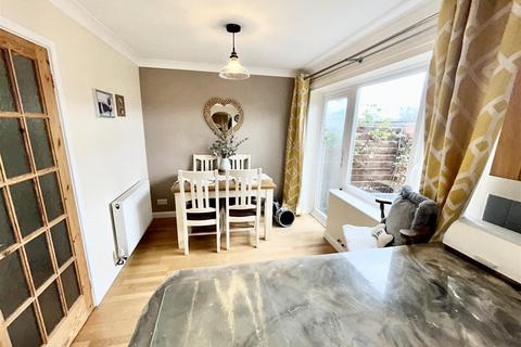 47 Aylesbrook Road, Holmer, Hereford, HR4 9QS