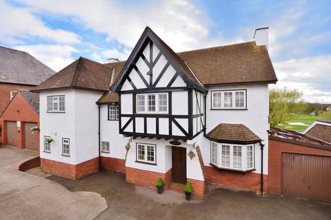 5 bedroom detached house for sale, Barton Road, Hereford, HR4