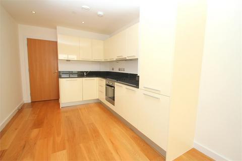 2 bedroom apartment to rent, Railway Terrace, Slough SL2
