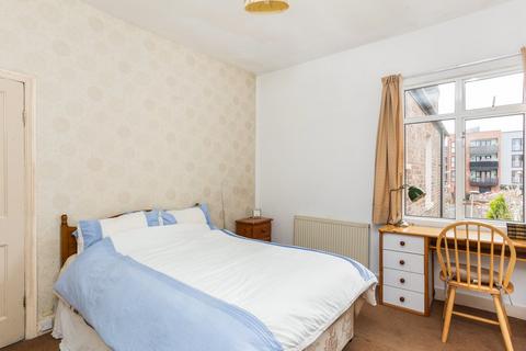 130 Windmill Road, Brentford, TW8 9NQ