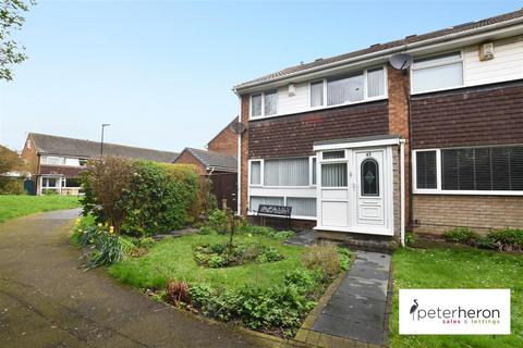 3 bedroom end of terrace house for sale, Fairlands East, Fulwell, Sunderland