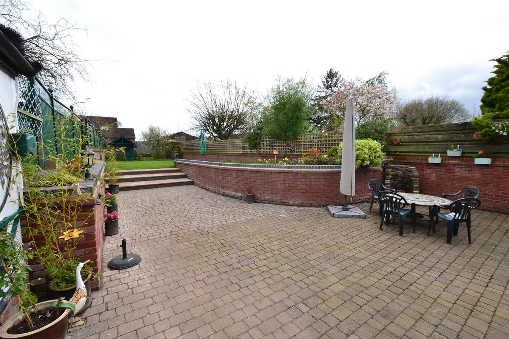Courtyard Garden