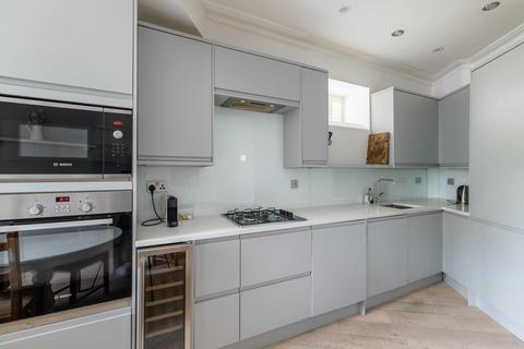 2 bedroom flat to rent, Rostrevor Road, Parsons Green, SW6