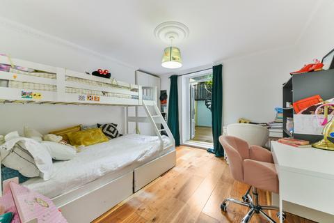 2 bedroom flat to rent, Philbeach Gardens, SW5
