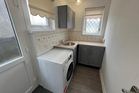 37 Heol Islwyn, Tonyrefail, Porth, CF39 8NR