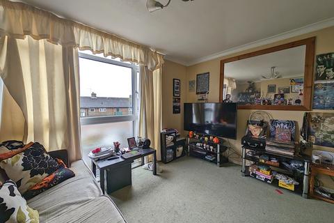 2 bedroom maisonette for sale, Atlantic Drive, Lowedges, S8 7FX