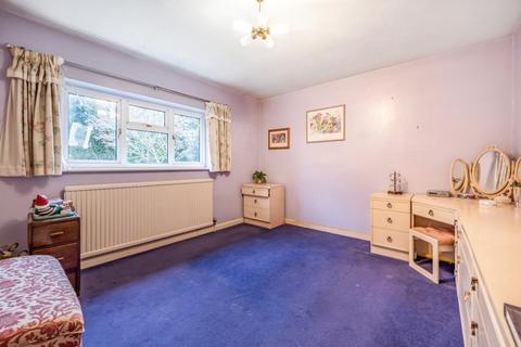 3 bedroom detached bungalow for sale, Clifton Hampden,  Oxfordshire,  OX14