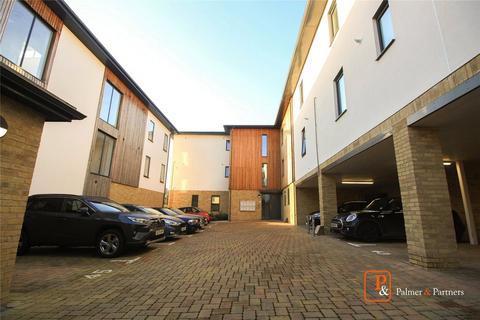 40 Hardy Close, Chelmsford, CM1 1AE